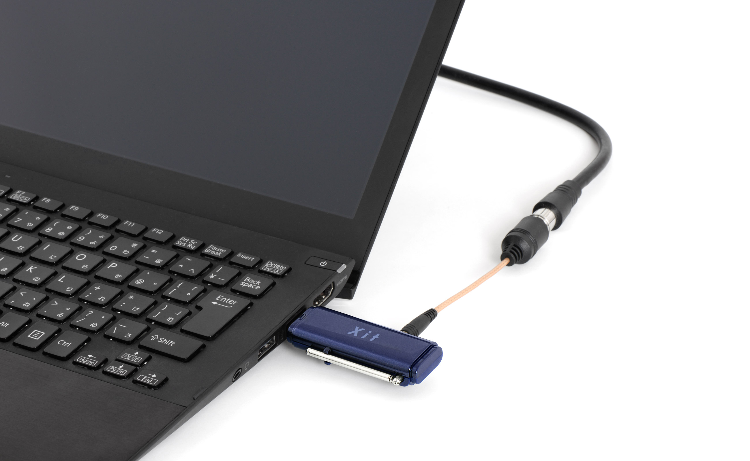XIT-STK100の製品画像(使用イメージ、アンテナ接続)